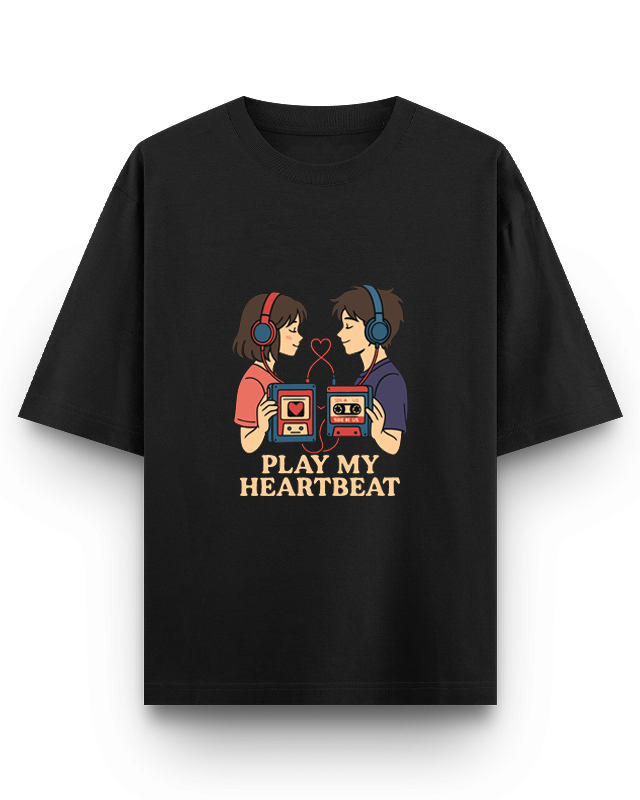 PLAY MY HEART BEAT - Oversized T-Shirt
