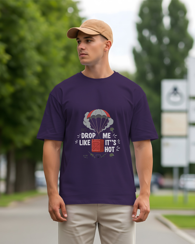 DROP ME LIKE IT'S HOT- Oversized T-Shirt