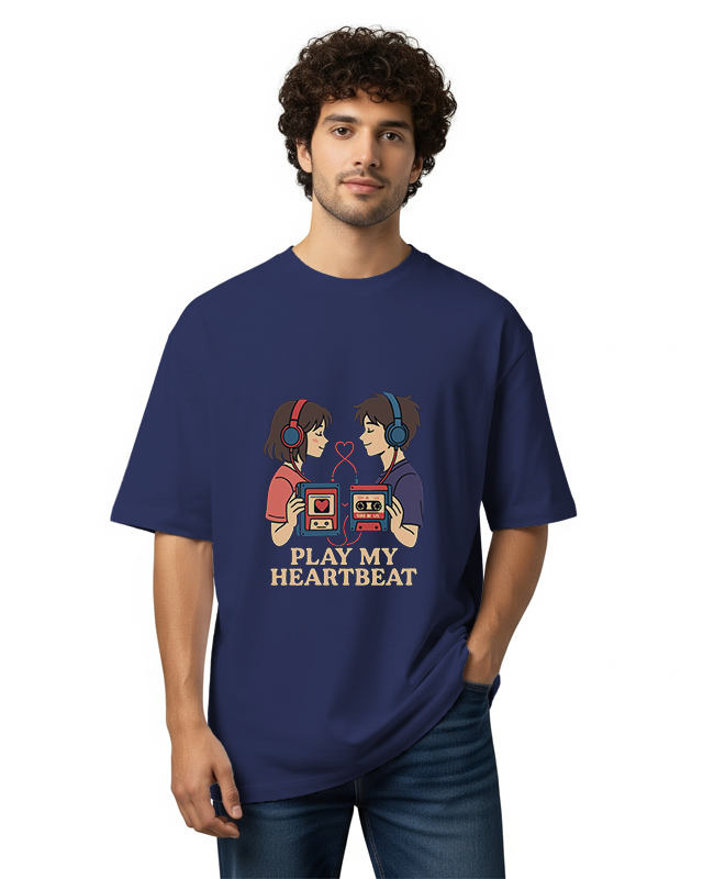 PLAY MY HEART BEAT - Oversized T-Shirt