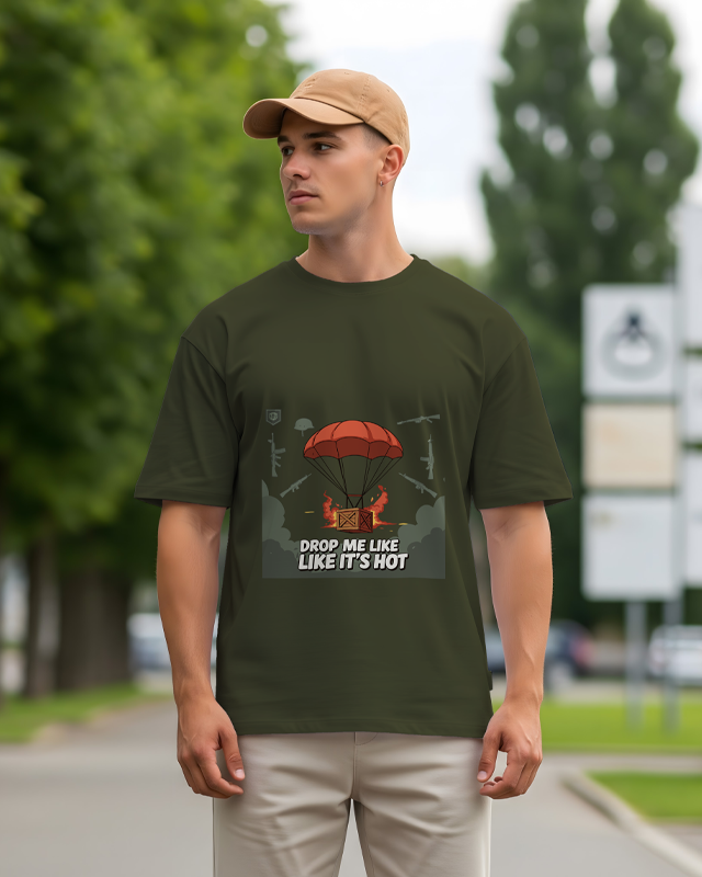 DROP ME LIKE ITS HOT - Oversized T-Shirt