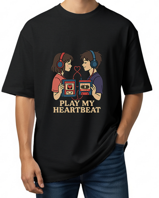 PLAY MY HEART BEAT - Oversized T-Shirt