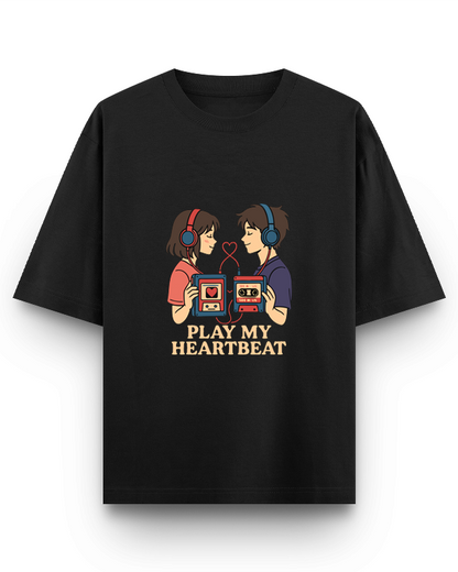 PLAY MY HEART BEAT - Oversized T-Shirt